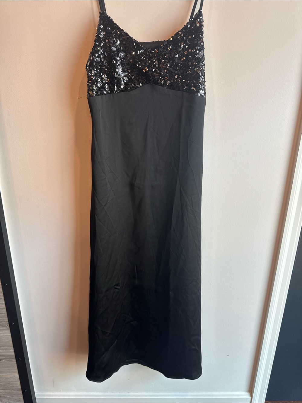 House of Harlow 1960 Black Sequin dress